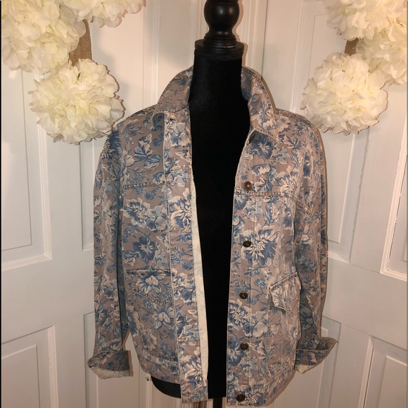 LIZ WEAR   Women’s Jean Jacket - Picture 6 of 8